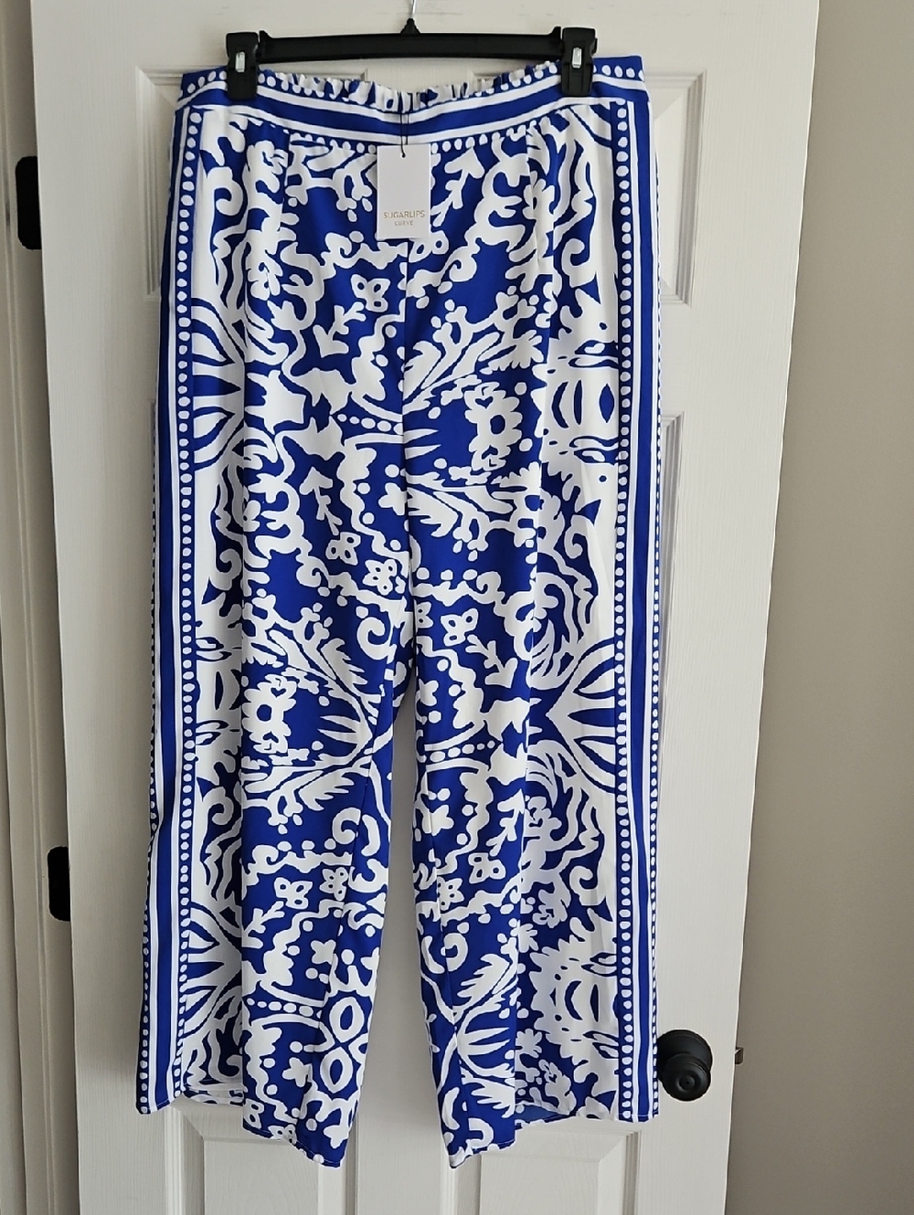 Sugarlips Curve Wide Leg Lined Satin Pants: Blue/White Print: Size- 3X